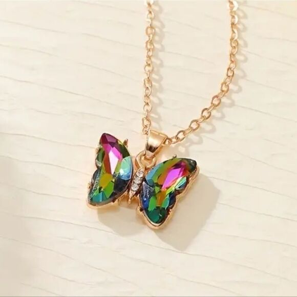 Fashion Style Gradient Butterfly Pendant Necklace for Women ( 1 Pc ) - Picture 14 of 14